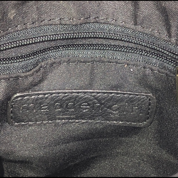 Madden Girl Floral Print Black Purse - Picture 7 of 7